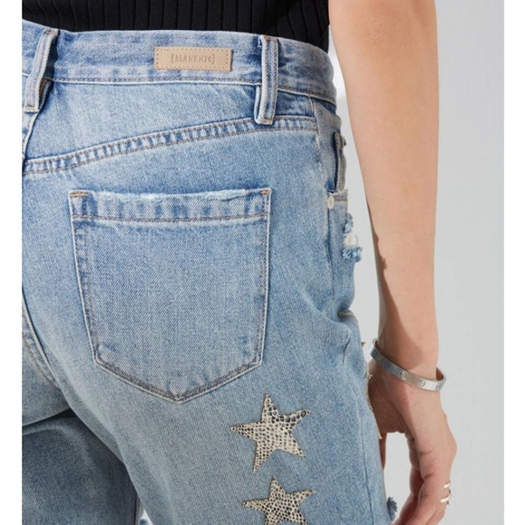 Blank NYC Snake Star Patch Crop Jean's 24 NWT - Picture 7 of 15
